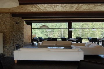 Румъния Privát Arieşeni, Екстериор